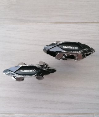 Pedales automáticos Shimano SPD