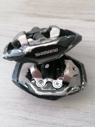 Pedales automáticos Shimano SPD