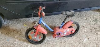 Bici infantil BTWIN con ruedines
