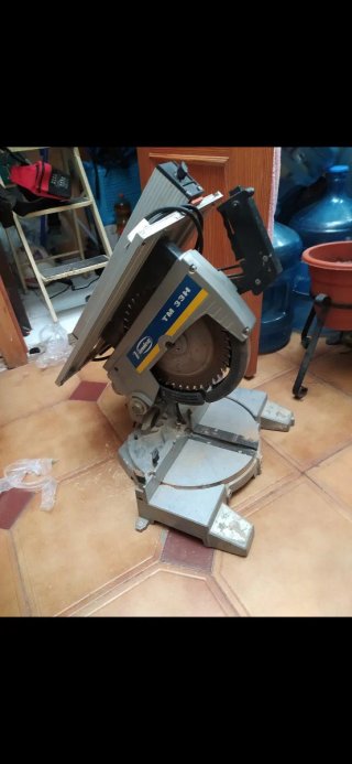 Sierra ingletadora Vindex TM 33H