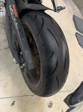 Moto Honda CB650R Negra mate (limitada para A2)