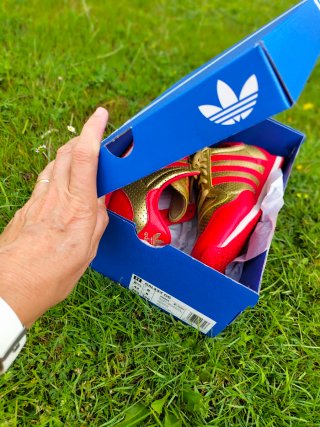 Zapatillas Adidas galaxy OG oro JR5695, piel nueva