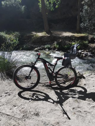 Bicicleta eléctrica BH Atom X
