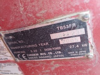 Retroexcavadora Takeuchi TB 153