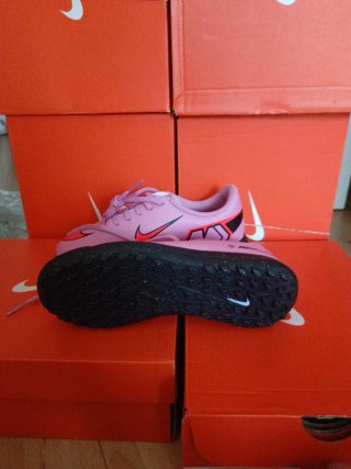 Zapatillas futbol Nike varias tallas