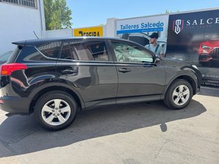 Toyota RAV4 2015