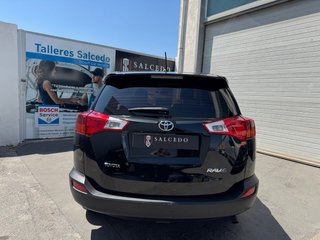 Toyota RAV4 2015