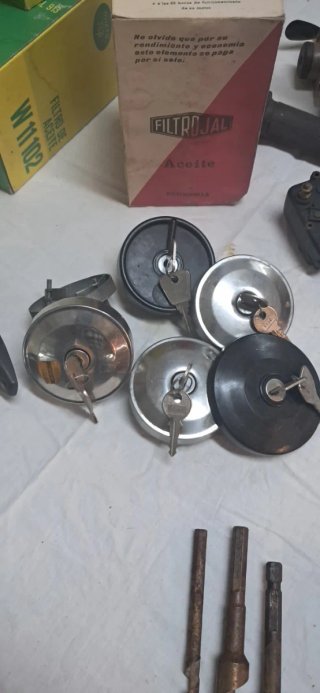 5 Tapones Gasolina con Llave
