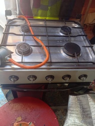 Horno de gas butano 4fuegos