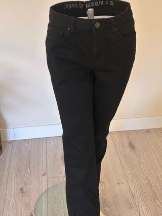 Conjunto Top Rojo y Pantalón Negro