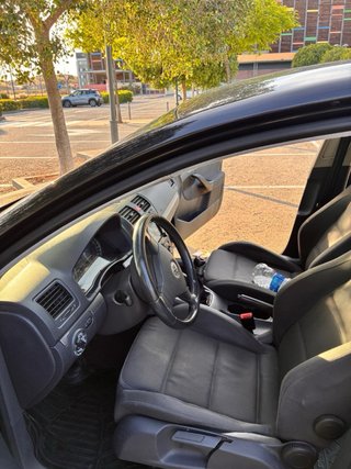 Volkswagen Golf 2005