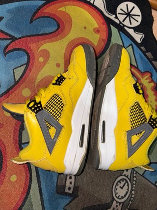 Jordan 4 Gialle