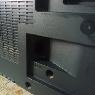 Televisor Sony 46" no es smart sin patas,sin mando