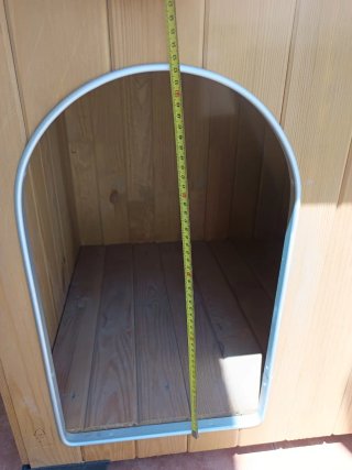Casa para perros de madera