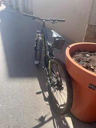 Bicicleta Ghost Kato Fs 7 Negra y Verde