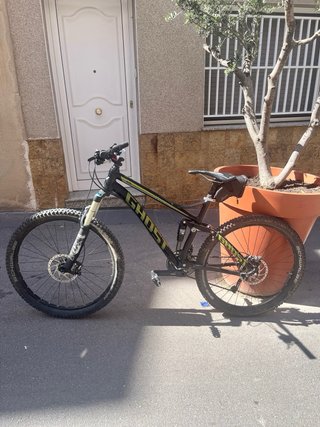 Bicicleta Ghost Kato Fs 7 Negra y Verde