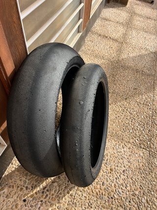 Neumáticos Moto Dunlop D212 GP Racer Slicks