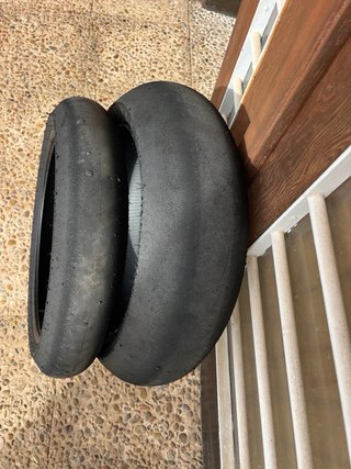 Neumáticos Moto Dunlop D212 GP Racer Slicks