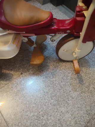 Triciclo LIMO para niñxs