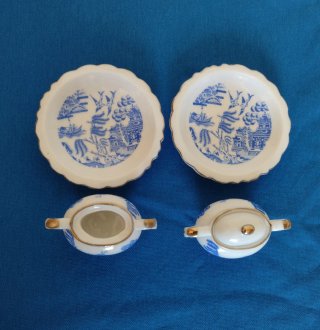 Set piatti in miniatura porcellana blu