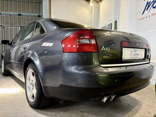 Audi A6 2.4 V6 177cv 155.000km