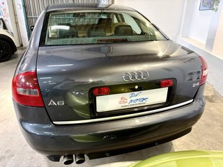Audi A6 2.4 V6 177cv 155.000km