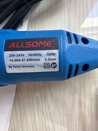 Dremel con mas de 135 accesorios