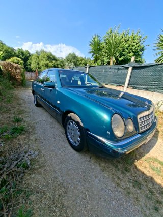 Mercedes-Benz Clase E 1995