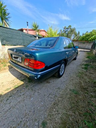 Mercedes-Benz Clase E 1995