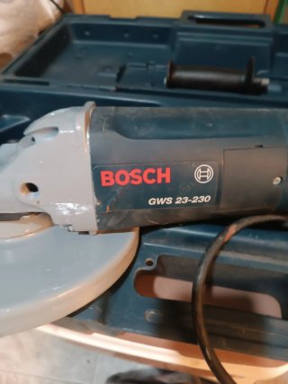 Amoladora Bosch 2300w con maletín