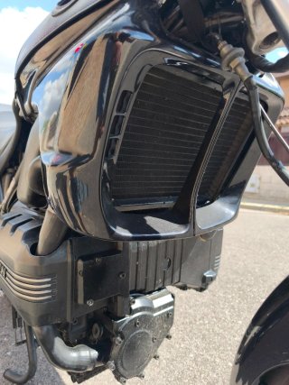 BMW K75 Touring Negra