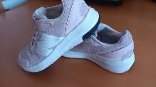 Zapatillas niña New Balance rosas y blancas