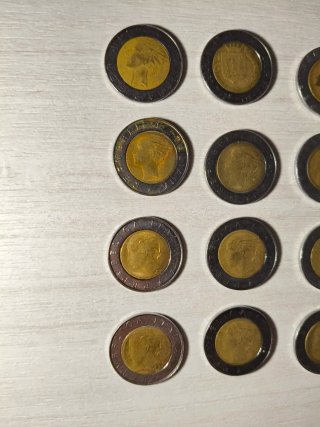 Lotto 12 monete 500 Lire bimetalliche vari anni