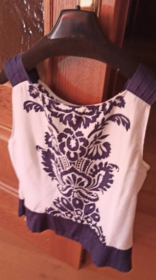 Blusa Trucco tirantes estampada Talla 44 TRUCCO