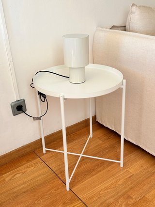 Mesa auxiliar redonda Ikea blanca