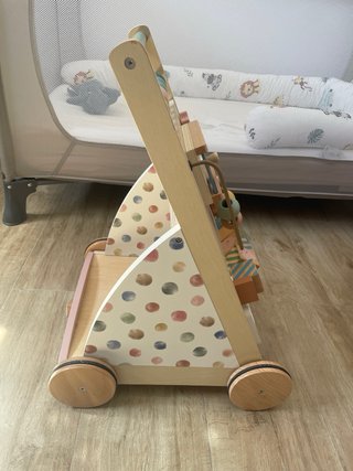 Andador de madera para bebés