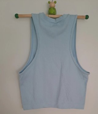 Top corto Stradivarius azul