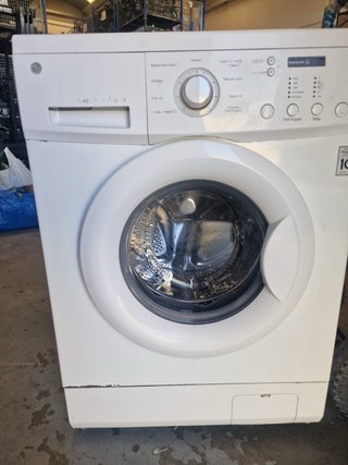 Lavadora LG Carga Frontal Blanca 8 kg carga