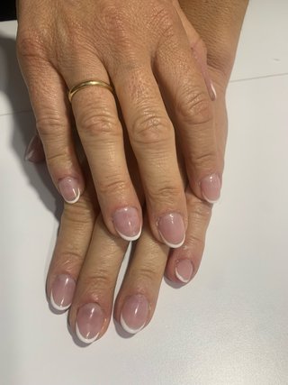 Ofrezco servicio de manicura ,pedicura a domicilio