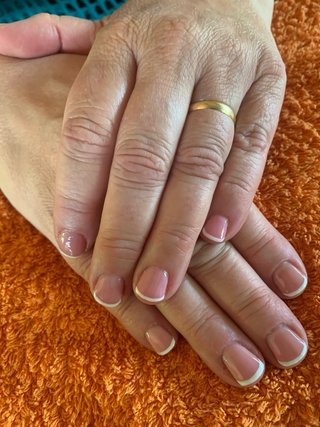 Ofrezco servicio de manicura ,pedicura a domicilio