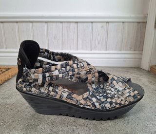 Bernie Mev Queen Sandalias Cuña Talla 36