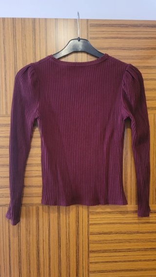 Camiseta canalé Stradivarius burdeos