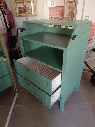 Cómoda cambiador bebé verde