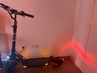 Patinete eléctrico Joyor S10-S-Z prácticamente nue