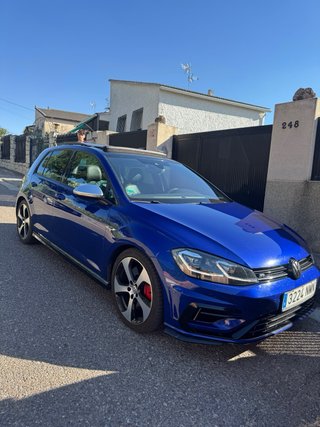 Volkswagen Golf R 310