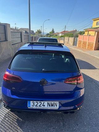 Volkswagen Golf R 310