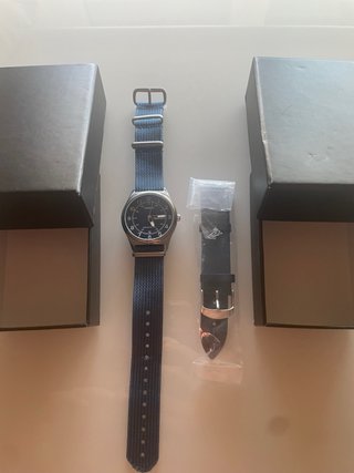 Casio MTP-V006D Modificado con Correa Azul