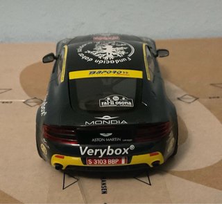 Scalextric Aston Martin Racing Car