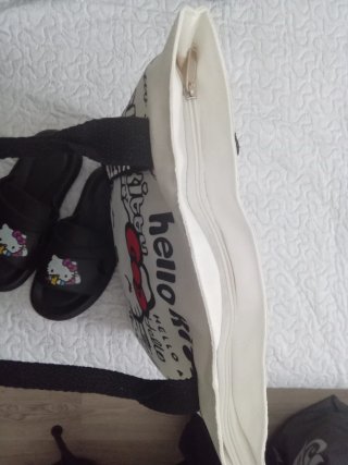 Bolso y Chanclas Hello Kitty 36/37