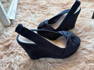 Sandalias de cuña azul talla 36